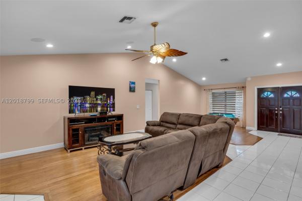 Royal Springs South, 7817 Sunflower Dr, Margate, Florida 33063, image 3