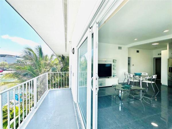 Eastern Shores, 3751 NE 170th St #4, North Miami Beach, Florida 33160, image 1