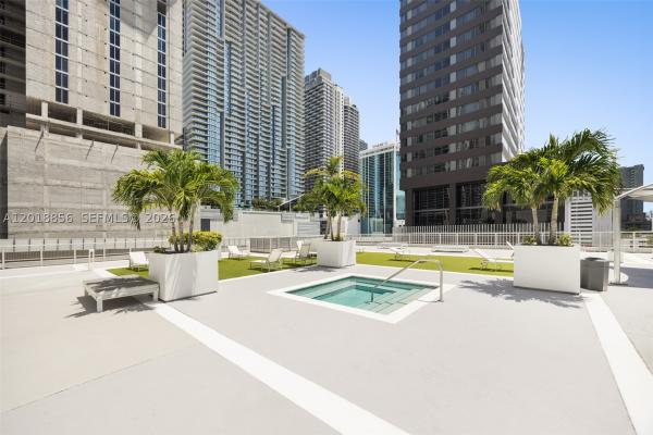 Neo Vertika, 690 SW 1st Ct #PH-I10, Miami, Florida 33130, image 3