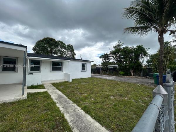 1835 NW 122nd St, Miami, Florida 33167, image 2
