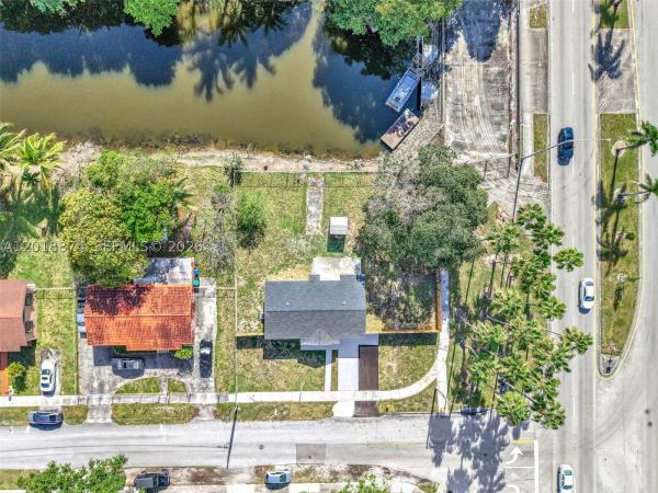 Carol City, 19820 NW 39th Ave, Miami Gardens, Florida 33055, image 2