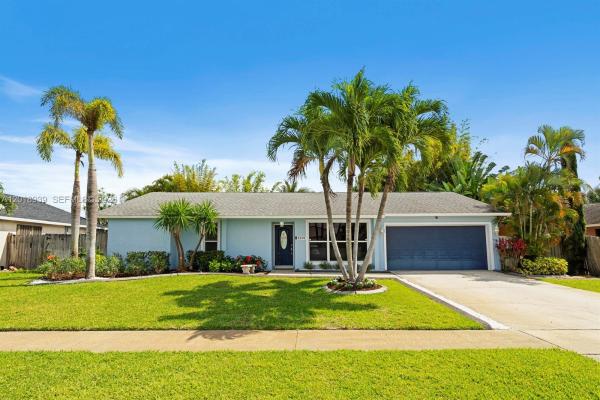 Eastwood Of Wellington, 1250 Belmore Ter, Wellington, Florida 33414, image 1