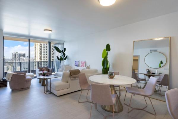 Brickell Flatiron, 1000 Brickell Plz #2411, Miami, Florida 33131, image 2