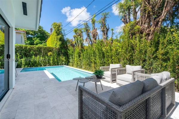 Riviera, 1415 Trillo Ave, Coral Gables, Florida 33146, image 2