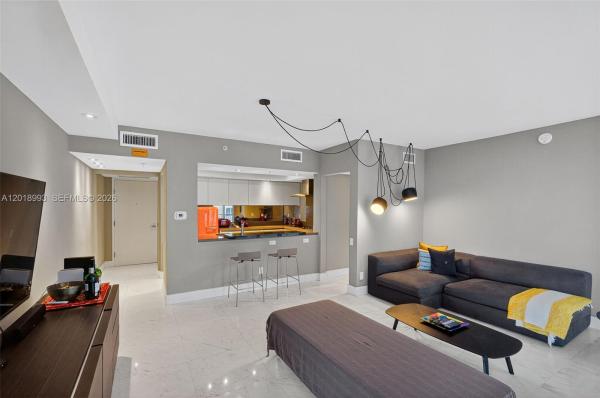 1500 Ocean Drive, 1500 Ocean Dr #507, Miami Beach, Florida 33139, image 2