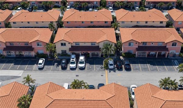 Silver Gardens Villas, 10101 W Okeechobee Rd #16202, Hialeah Gardens, Florida 33016, image 1