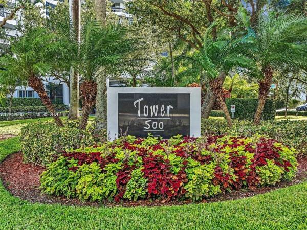 Mystic Pointe Tower 500, 3530 Mystic Pointe Dr #1205, Aventura, Florida 33180, image 3