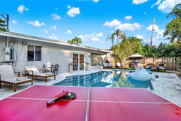 Sherwood Forest, 1600 SW 10th St, Fort Lauderdale, Florida 33312, image 1
