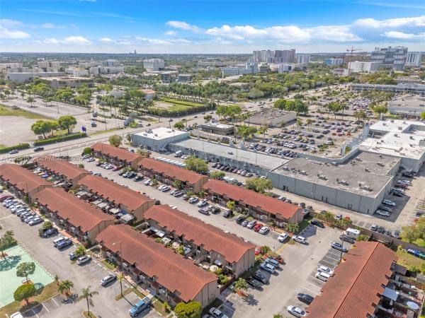 1811 SW 107th Ave #2302, Unincorporated Dade County, Florida 33165, image 1