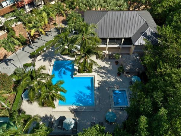 Royal Harbour Yacht Club, 6206 Paradise Point Dr, Palmetto Bay, Florida 33157, image 1