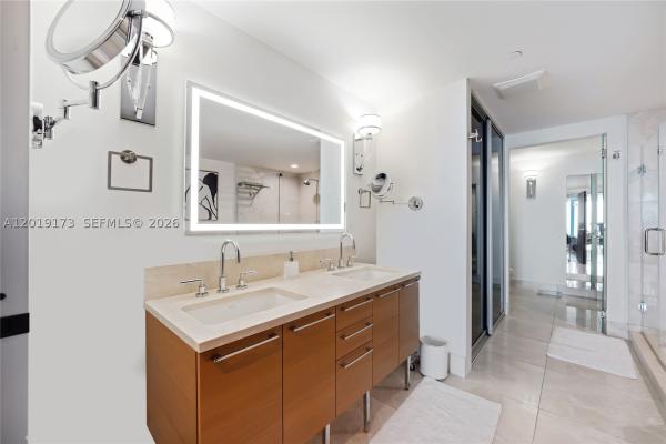 Jade Beach, 17001 Collins Ave #2805, Sunny Isles Beach, Florida 33160, image 3