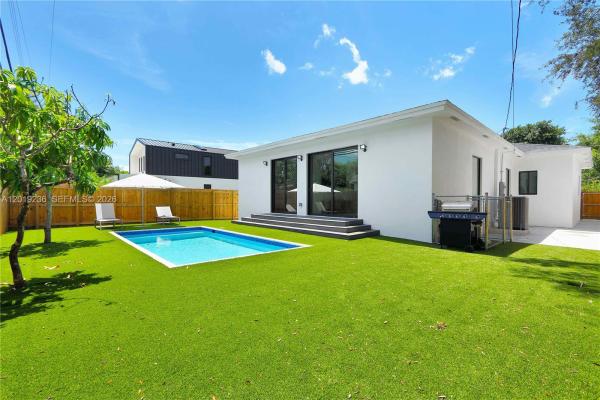 New Shenandoah, 2001 SW 22nd Ter, Miami, Florida 33145, image 3