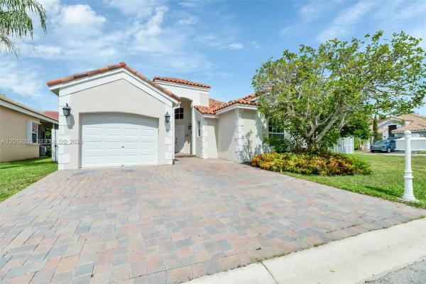 Bermuda Springs, 535 Somerset Way, Weston, Florida 33326, image 1