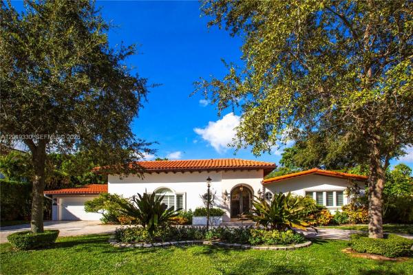Sunrise Point, 125 W Sunrise Ave, Coral Gables, Florida 33133, image 1