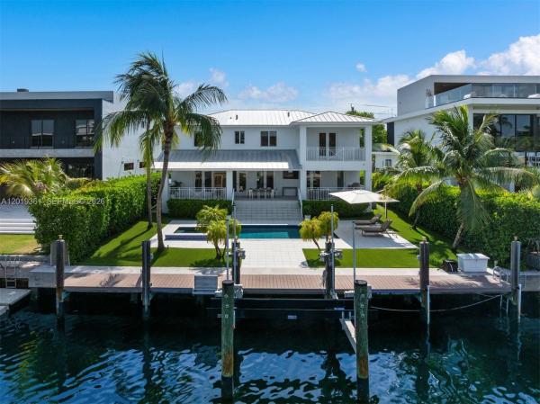 Coronado Harbor, 13040 N Bayshore Dr, North Miami, Florida 33181, image 1