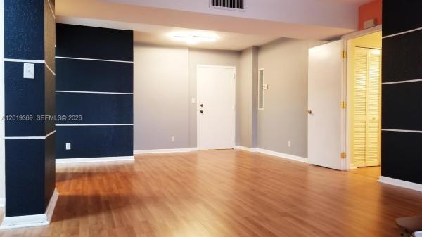 Golden Isles Lakes, 1900 Diana Dr #E3, Hallandale Beach, Florida 33009, image 1