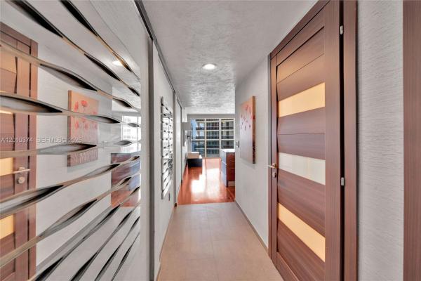 Beach Club 2, 1830 S Ocean Dr #2705, Hallandale Beach, Florida 33009, image 2