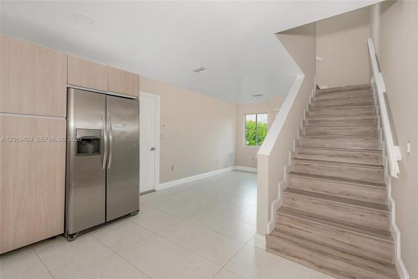 Progresso Village, 811 NW 3rd Ave, Fort Lauderdale, Florida 33311, image 2