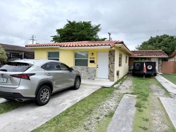 9385 SW 37th St, Unincorporated Dade County, Florida 33165, image 1