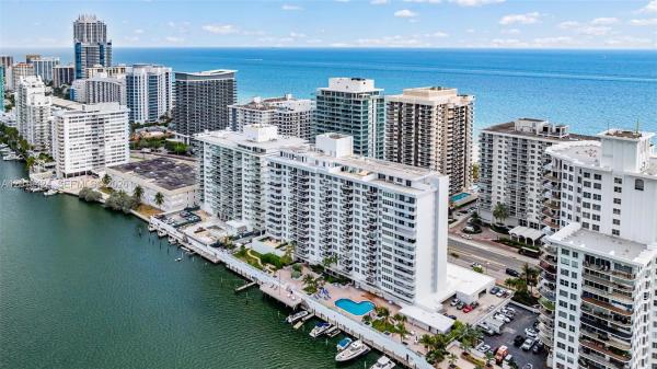 Seacoast 5700, 5700 Collins Ave #7J, Miami Beach, Florida 33140, image 1