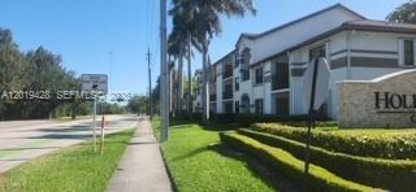 Hollywood Parc, 610 S Park Rd #26-1, Hollywood, Florida 33021, image 2
