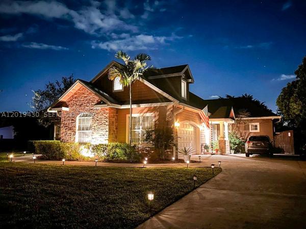 Paradise Farms, 2640 SW 137th Ter, Davie, Florida 33330, image 1