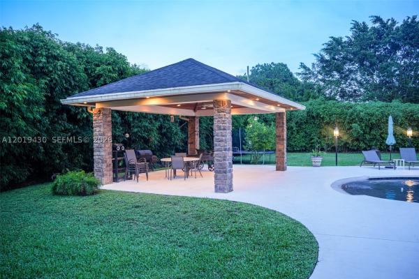 Paradise Farms, 2640 SW 137th Ter, Davie, Florida 33330, image 2