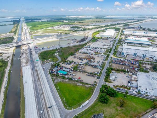 Hialeah Gardens, Florida 33018, image 1