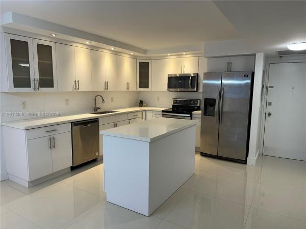 Maison Grande, 6039 Collins Ave #1221, Miami Beach, Florida 33140, image 1