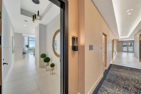 153 N Seabreeze #403, Fort Lauderdale, Florida 33304, image 1