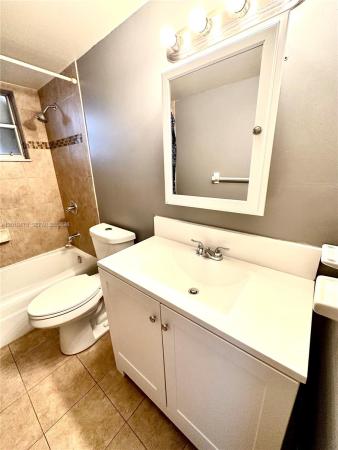443 NE 195th St #345, Unincorporated Dade County, Florida 33179, image 1