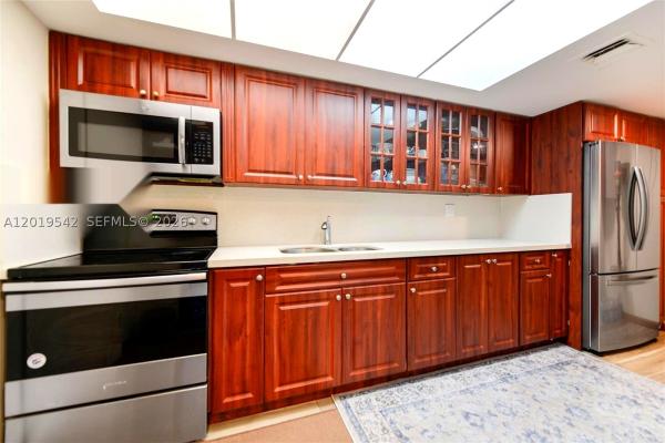 Del Prado, 18051 Biscayne Blvd #1102-1, Aventura, Florida 33160, image 3