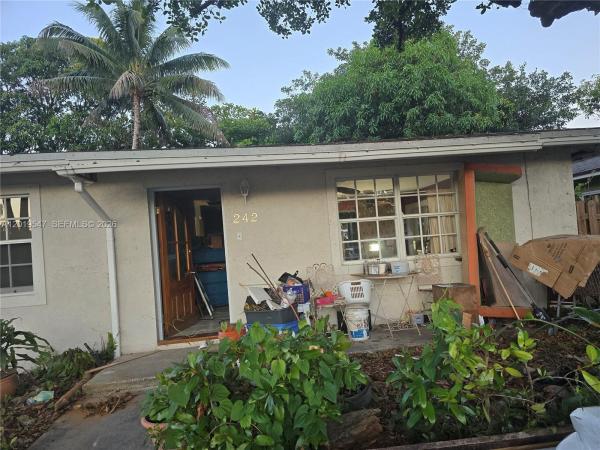 Town Of Modelo, 242 NW 7th Ave, Dania Beach, Florida 33004, image 1