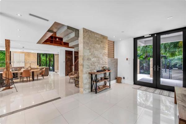 Shorecrest, 994 NE 78th St, Miami, Florida 33138, image 2