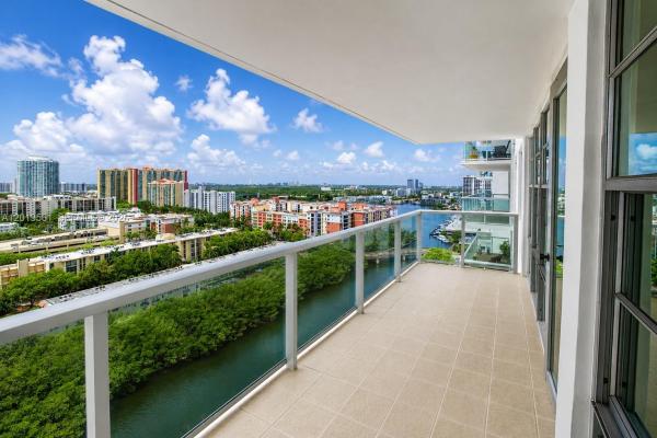 Winston Towers 300, 230 174th St #1916, Sunny Isles Beach, Florida 33160, image 1