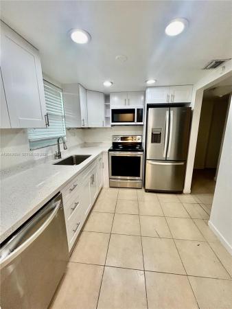 9375 Fontainebleau Blvd #L-217, Unincorporated Dade County, Florida 33172, image 1