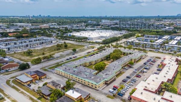 New World, 505 NW 177th St #136, Miami Gardens, Florida 33169, image 2