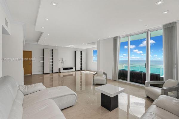The Residences On Hollywood Beach, 3001 S Ocean Dr #1611, Hollywood, Florida 33019, image 1