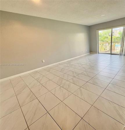 7815 N Camino Real #I-216, Unincorporated Dade County, Florida 33143, image 2