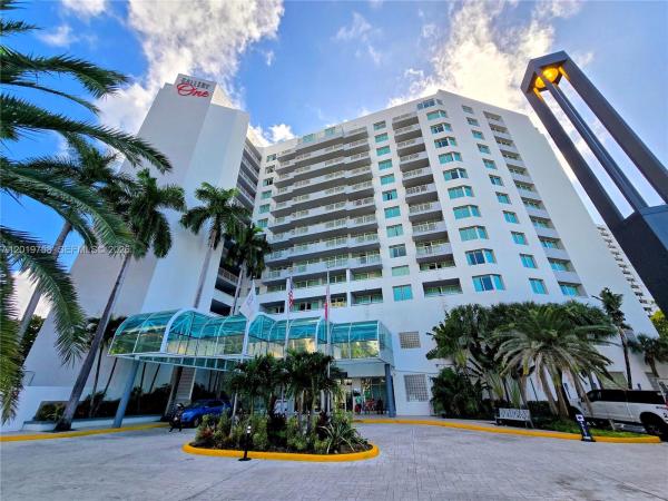 Gallery One, 2670 E Sunrise Blvd #315, Fort Lauderdale, Florida 33304, image 1