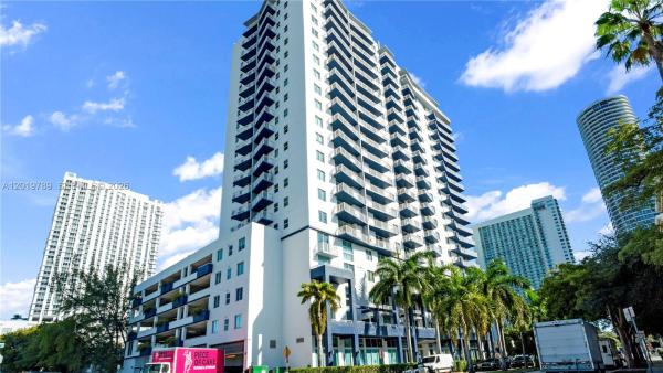 1800 Biscayne Plaza, 275 NE 18th St #1606, Miami, Florida 33132, image 1