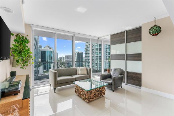 Mint At Riverfront, 92 SW 3rd St #2104, Miami, Florida 33130, image 1