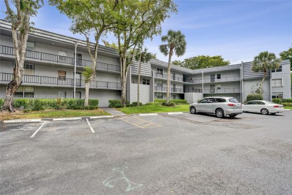 Lime Bay, 9070 Lime Bay Blvd #110, Tamarac, Florida 33321, image 1