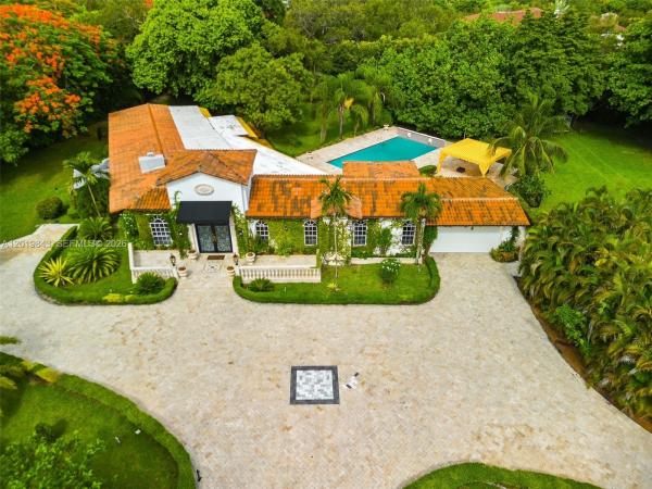 Town & Ranch Estates, 12300 Old Cutler Rd, Pinecrest, Florida 33156, image 1