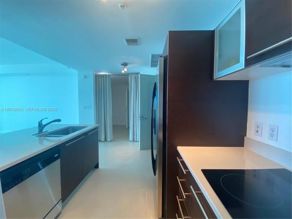 Quantum On The Bay, 1900 N Bayshore Dr #3216, Miami, Florida 33132, image 3