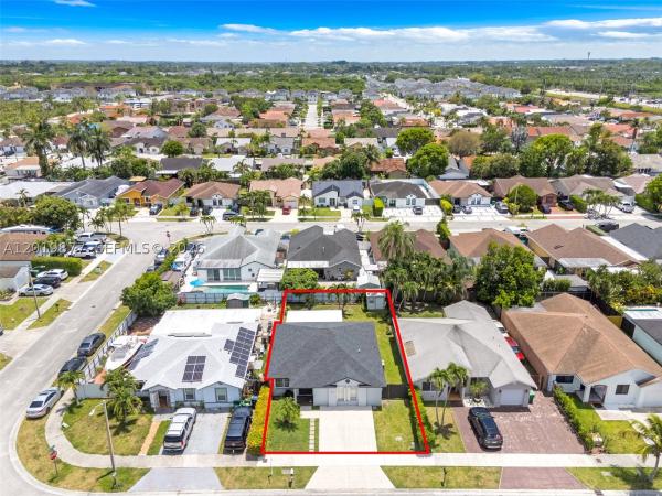 13520 SW 180th Ter, Unincorporated Dade County, Florida 33177, image 2