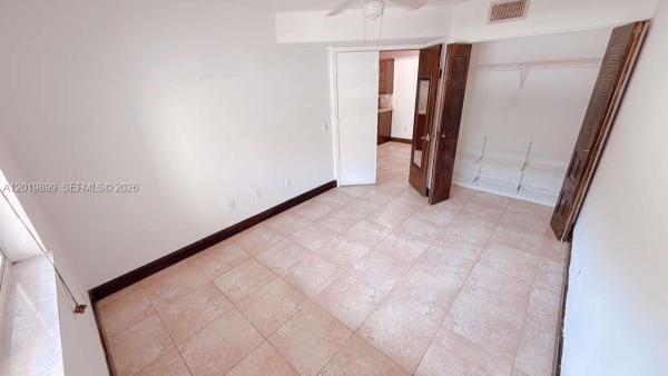 Pinehurst Club, 470 S Park Rd #7-104, Hollywood, Florida 33021, image 2