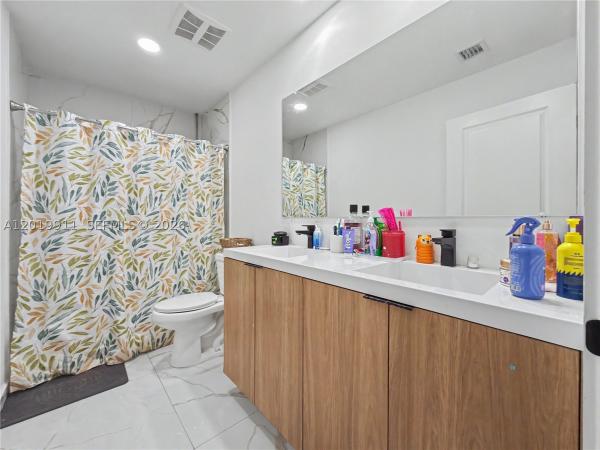 On Alba, 1326 NW 2nd Ln, Florida City, Florida 33034, image 2