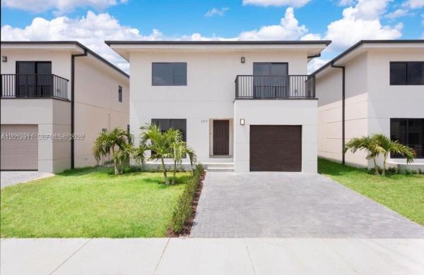 On Alba, 1326 NW 2nd Ln, Florida City, Florida 33034, image 1