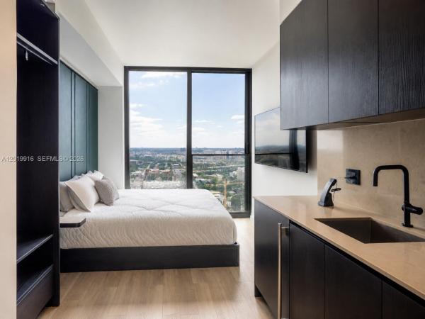 20 NE 11th St #3112B, Miami, Florida 33132, image 1